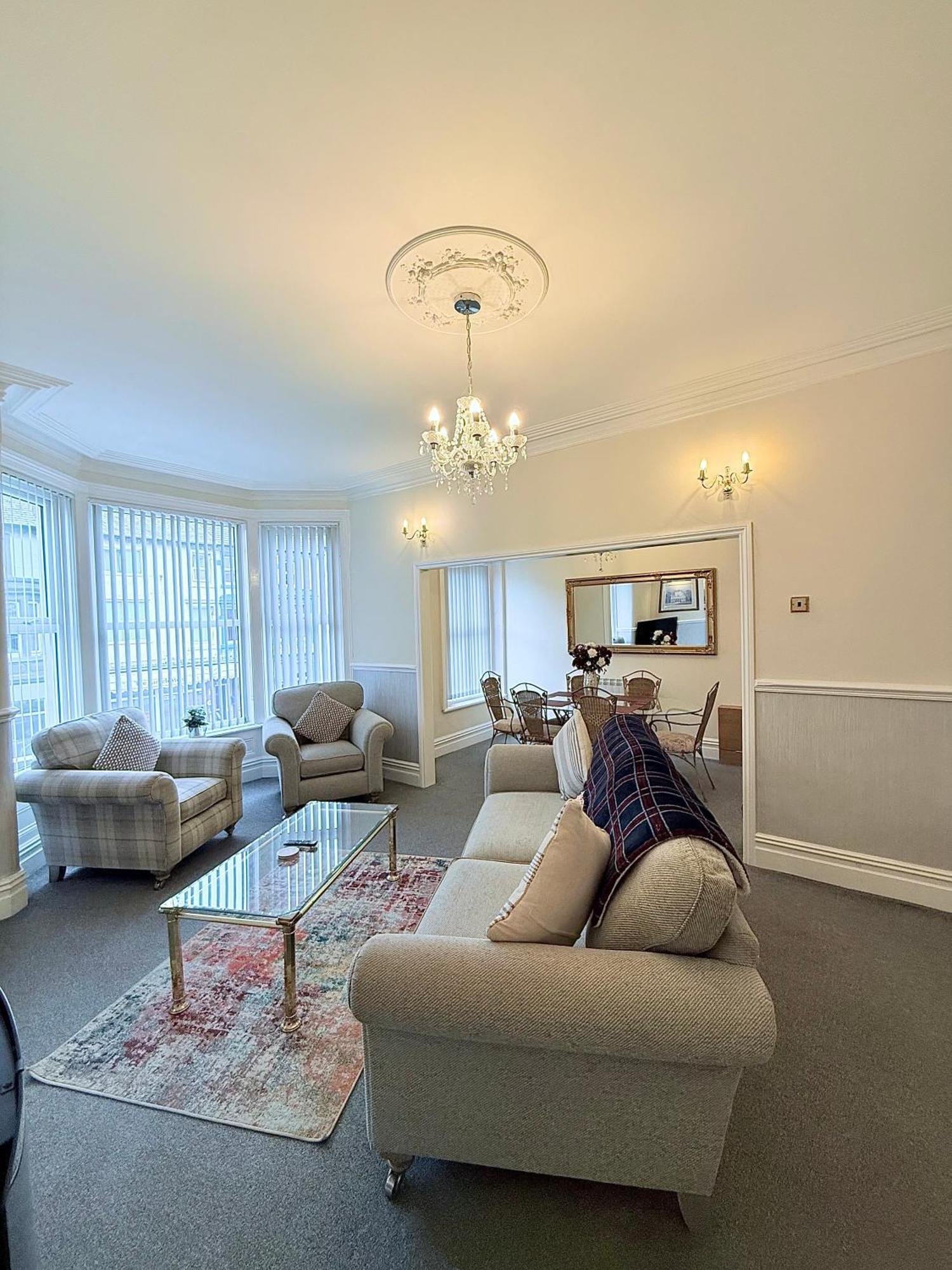 Large Luxury Apartment Blackpool Exterior photo